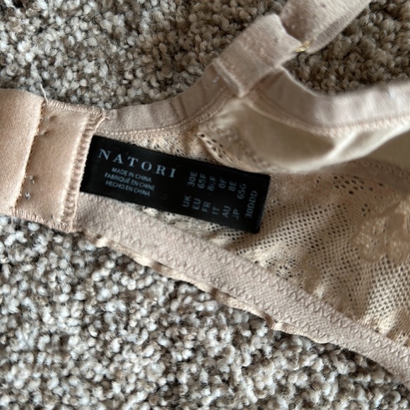 Natori Nude Bra - Picture 5 of 6